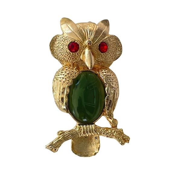 OWL BROOCH Pendant  Features Large Jade Gemstone Jelly Belly - Picture 1 of 10